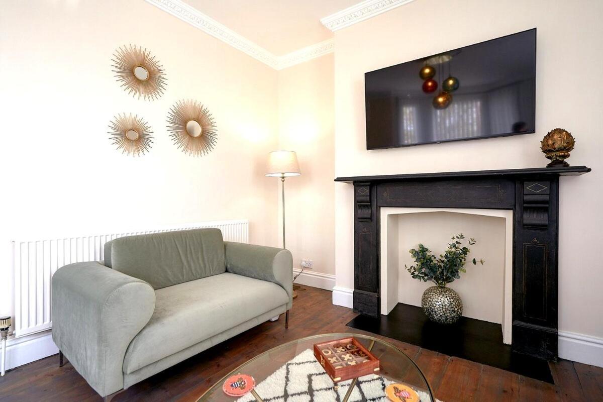 Stunning Ground Floor Apartment Near Southwold Exterior foto