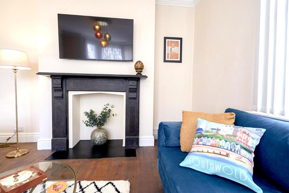 Stunning Ground Floor Apartment Near Southwold Exterior foto